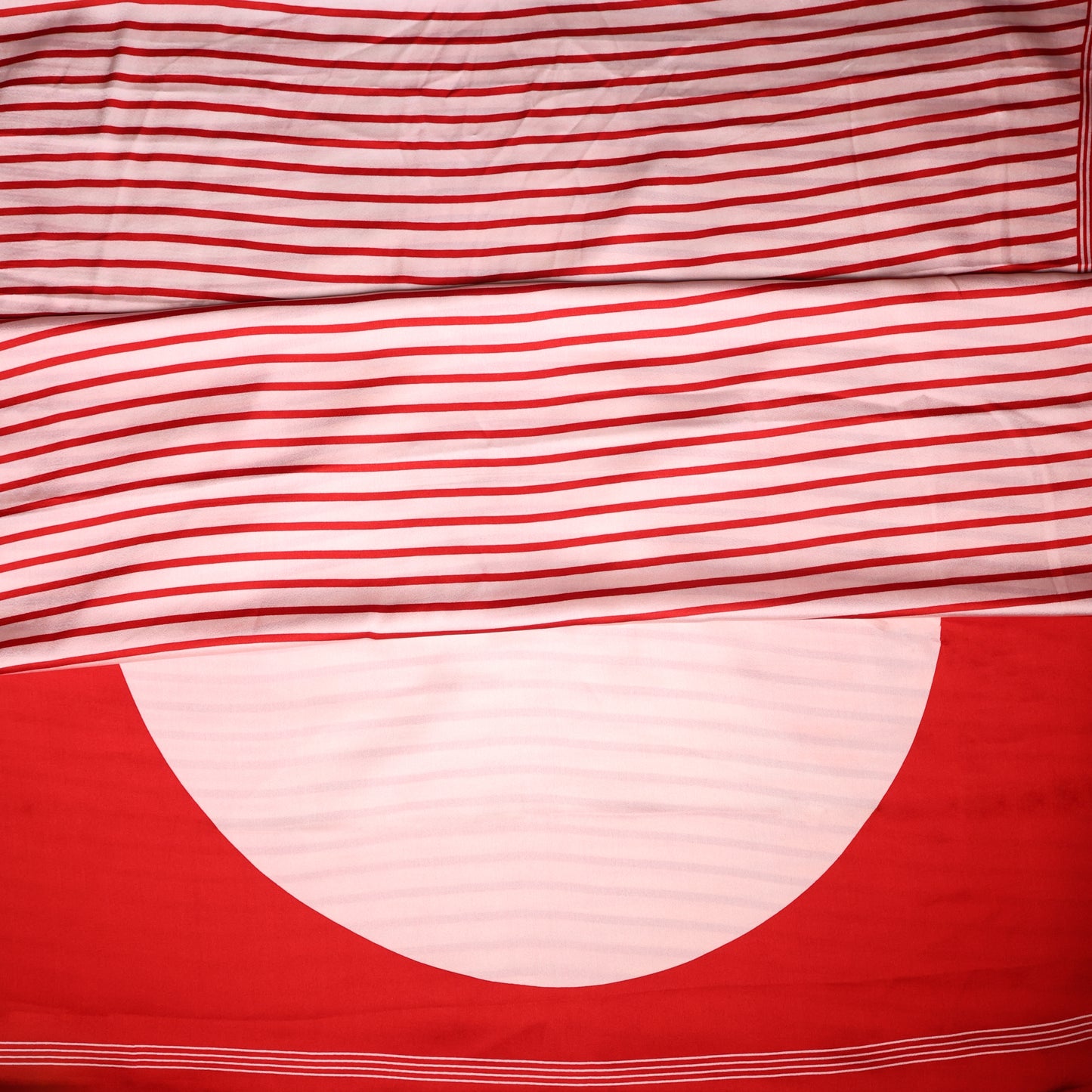 Red-white ajrakh bandhani