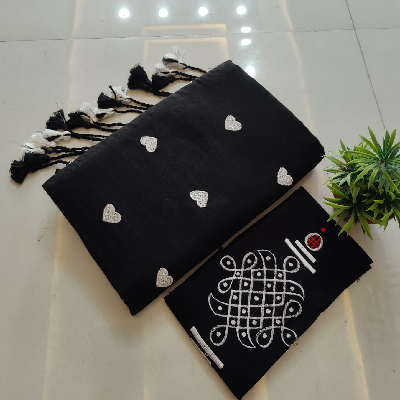 Black Heart Print Khadi Saree