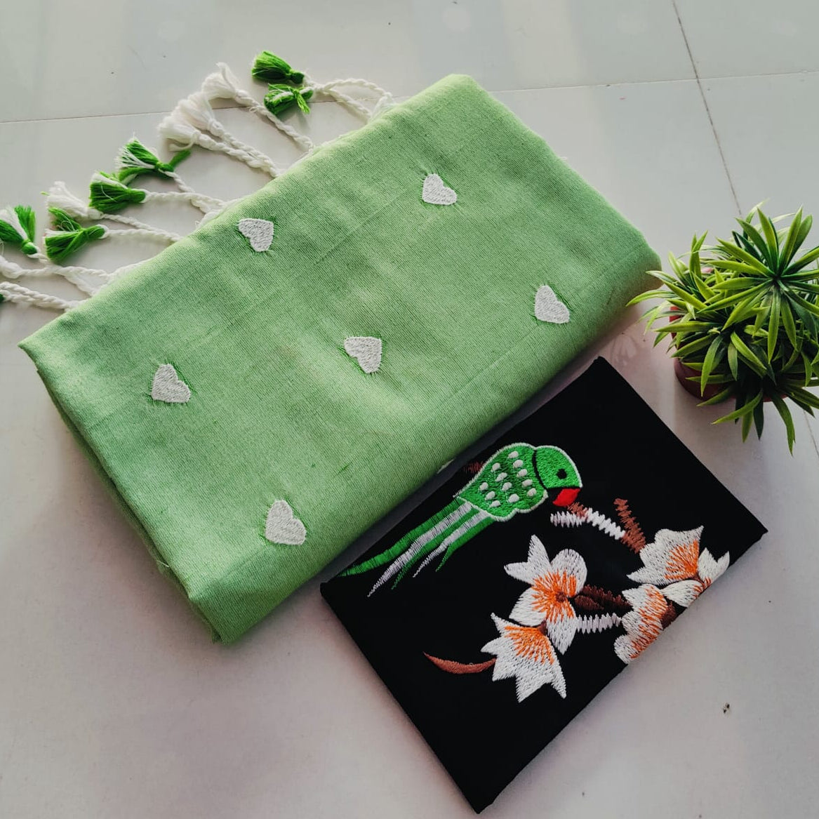 Pastel Green Heart Print Khadi Saree