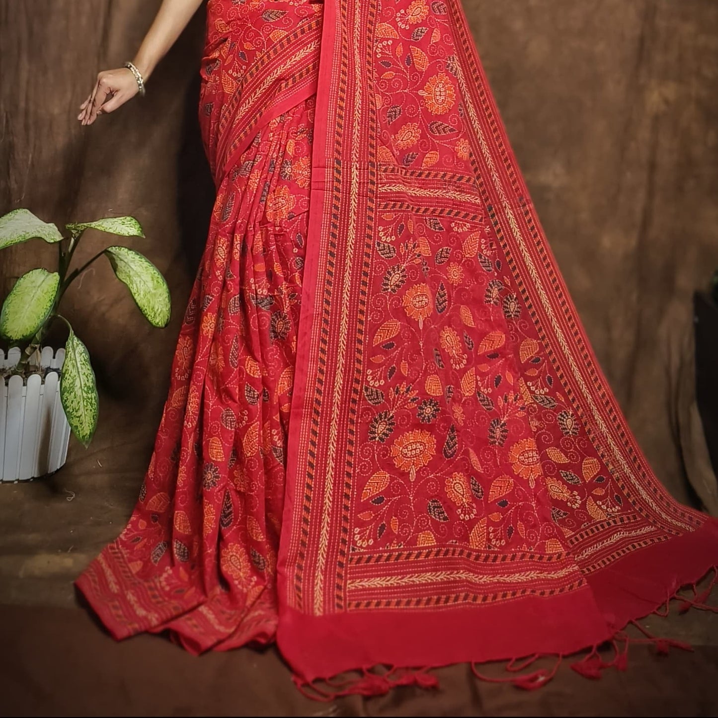 Red Kantha Print Saree