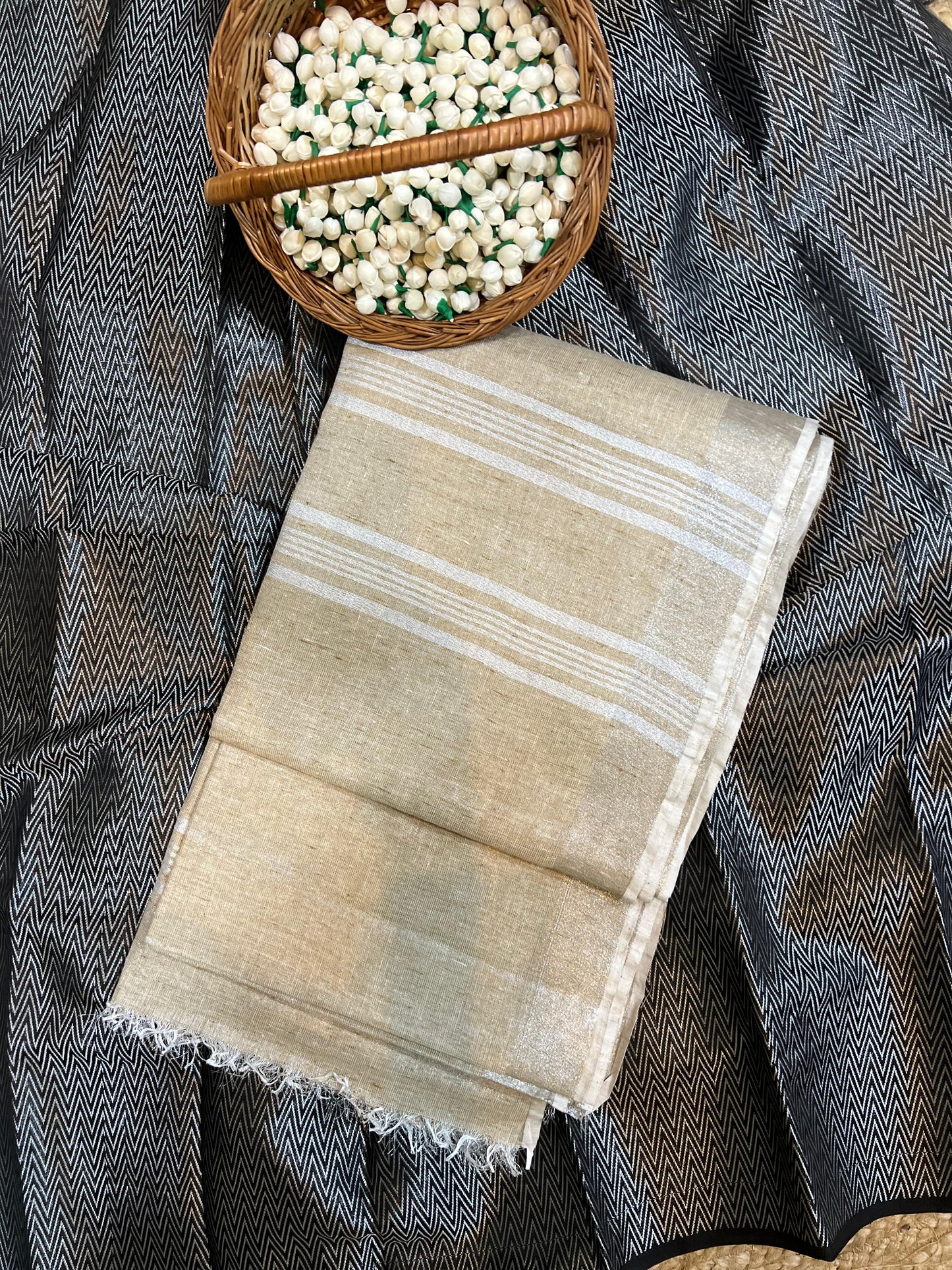 BEIGE LINEN SAREE