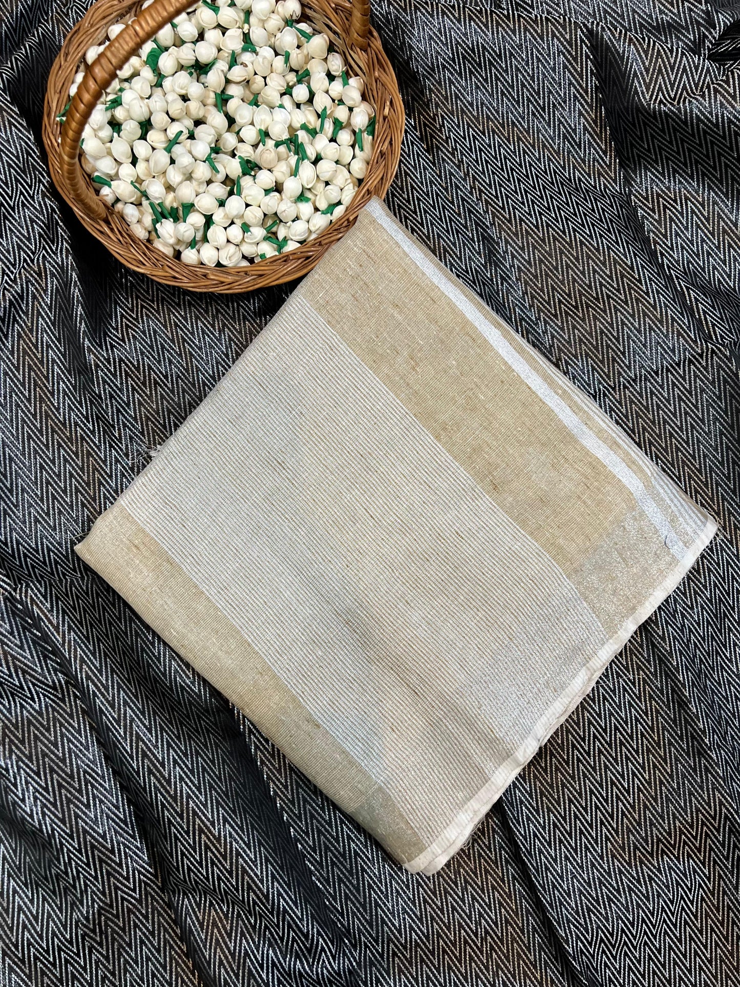 BEIGE LINEN SAREE